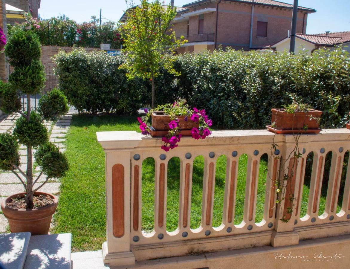 Villa Mascitti B&B Tortoreto Via XX Settembre N27 Екстериор снимка